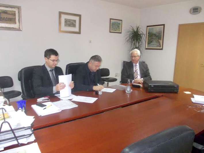 Osigurana kreditna sredstva za kupovinu opreme JKP "Kostajnica"